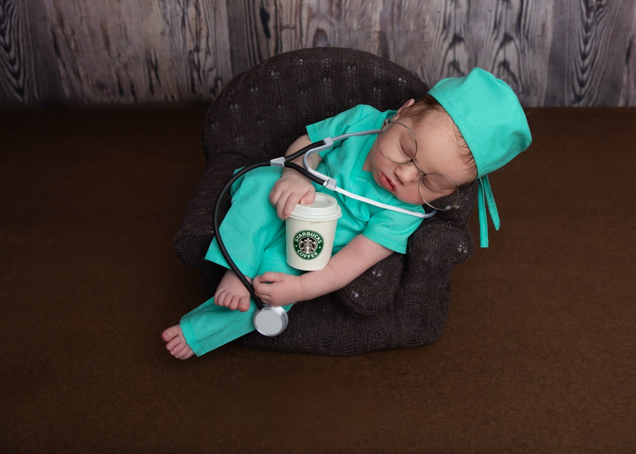 Newborn dressed as a dr by indianapolis newborn photographer shawna marie photography